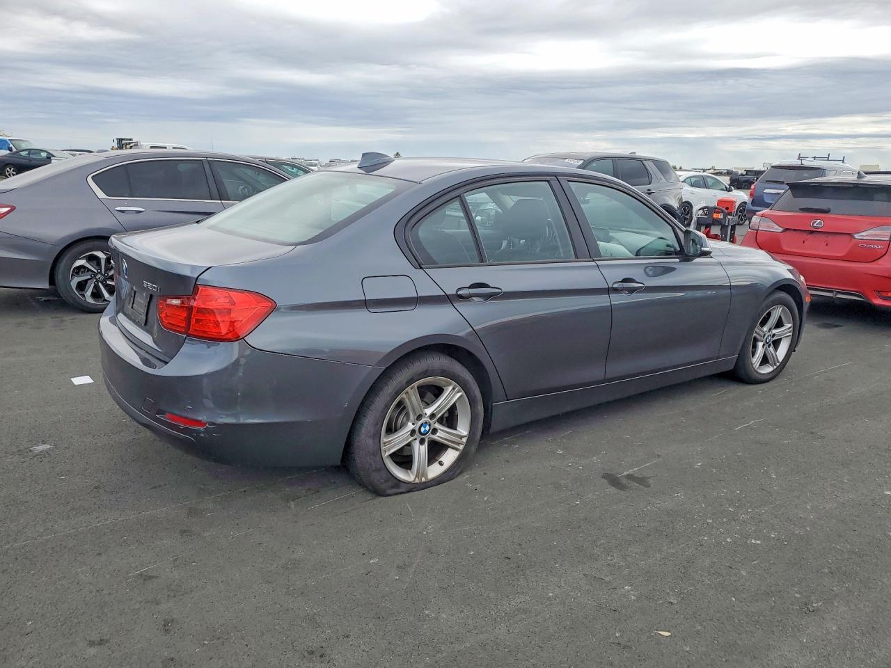 BMW Seria 3 - zdjęcie 3