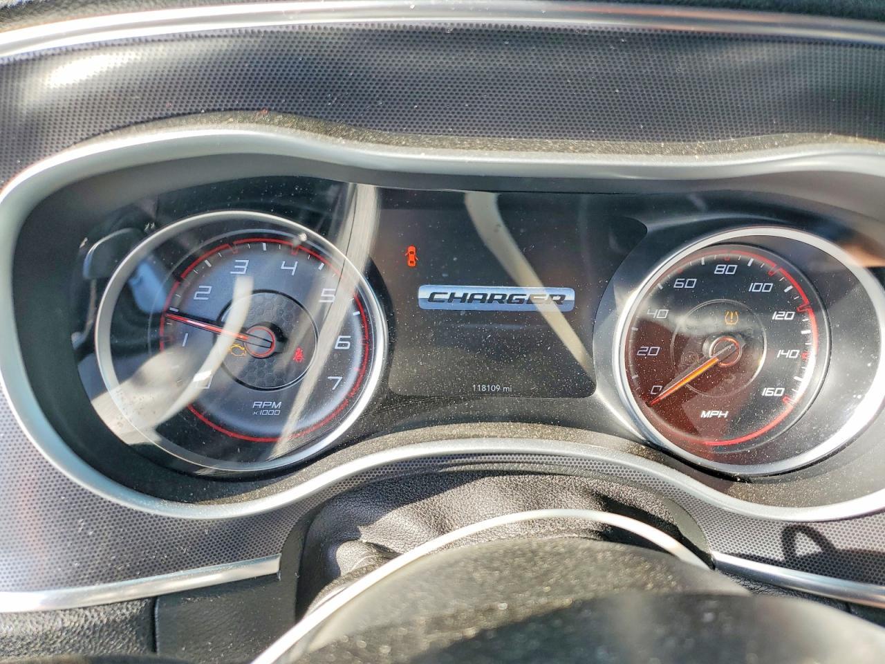 2018 Dodge Charger R - zdjęcie 9