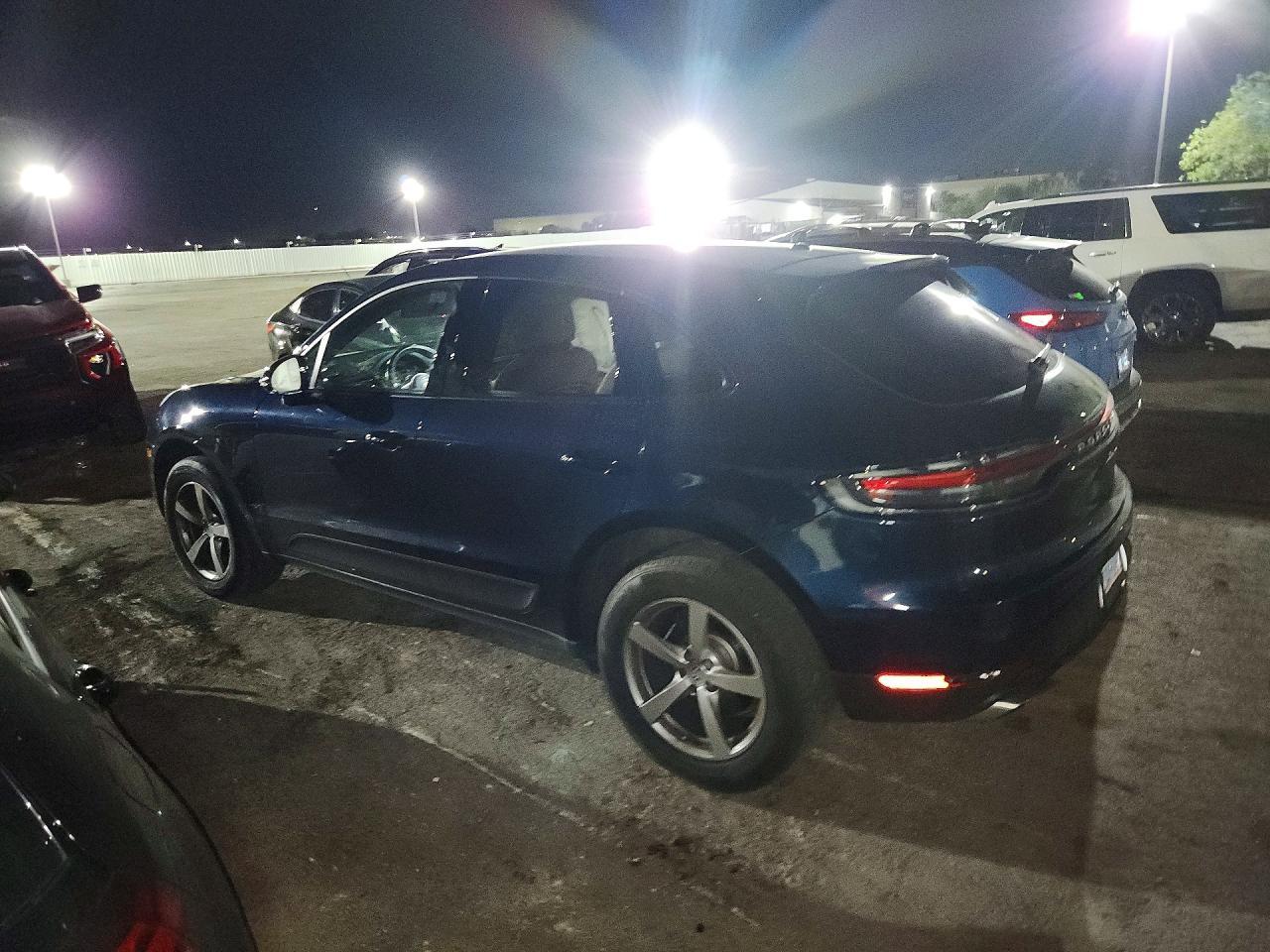 2020 Porsche Macan - zdjęcie 2