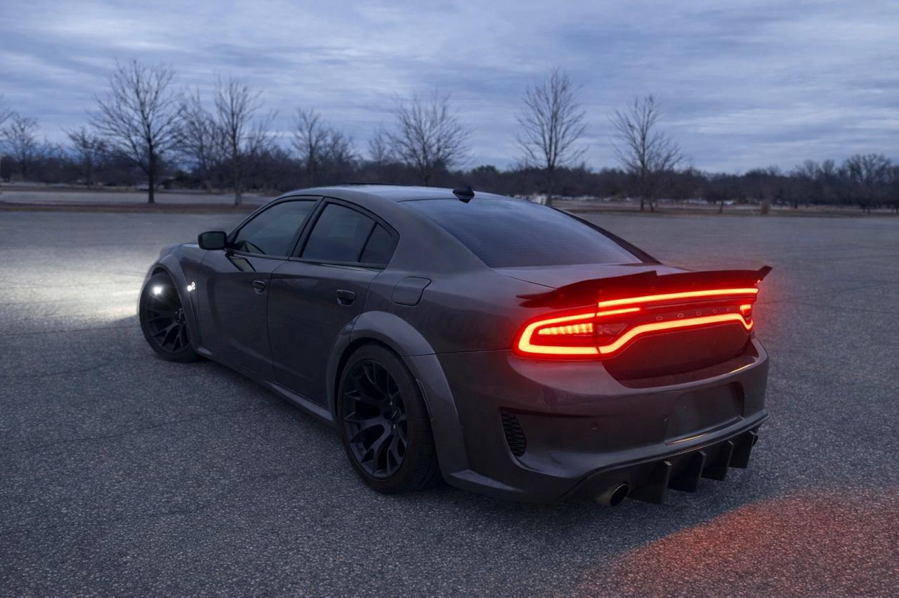 2020 Dodge Charger Srt Hellcat - zdjęcie 3