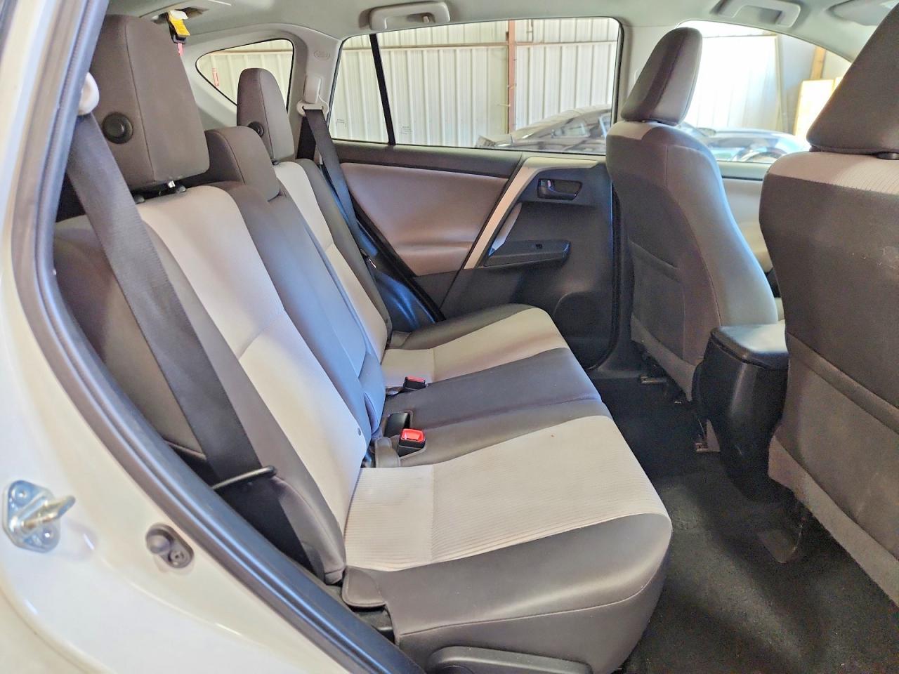 2014 Toyota Rav4 Le - zdjęcie 11