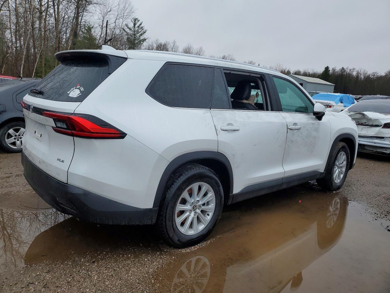 2024 Toyota Grand Highlander Xle - zdjęcie 3