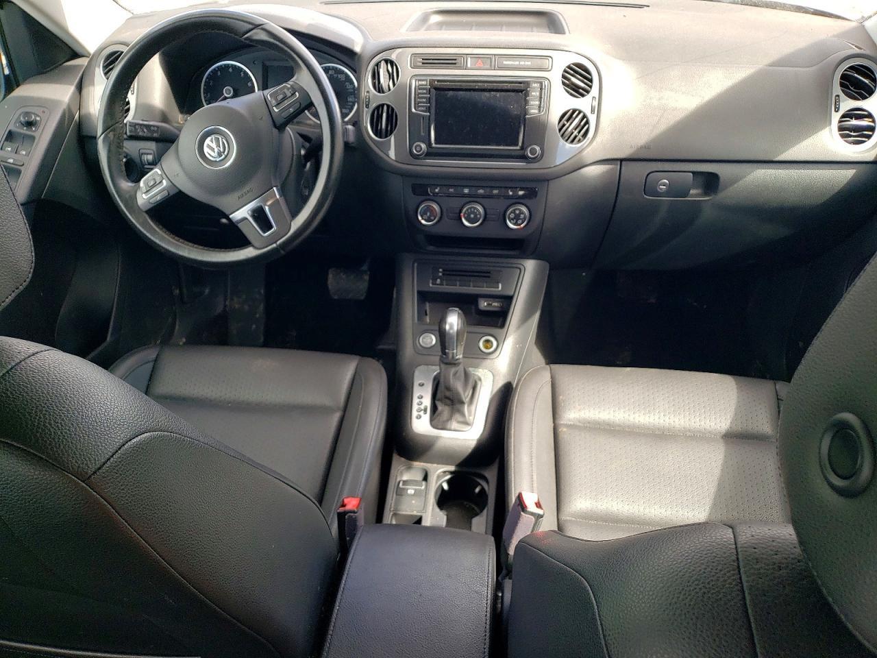 2017 Volkswagen Tiguan S - zdjęcie 8