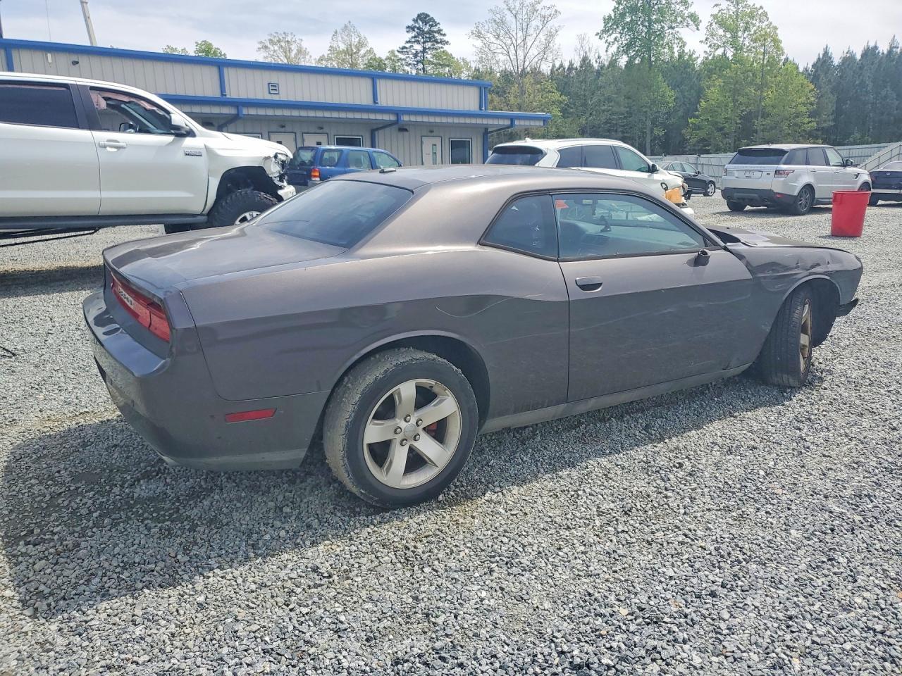 2014 Dodge Challenger Sxt - zdjęcie 3