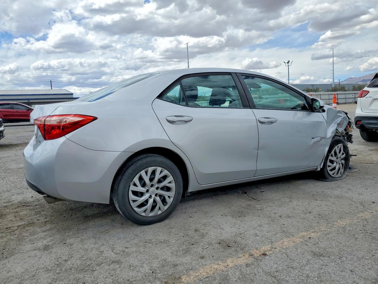 2019 Toyota Corolla Le - zdjęcie 3