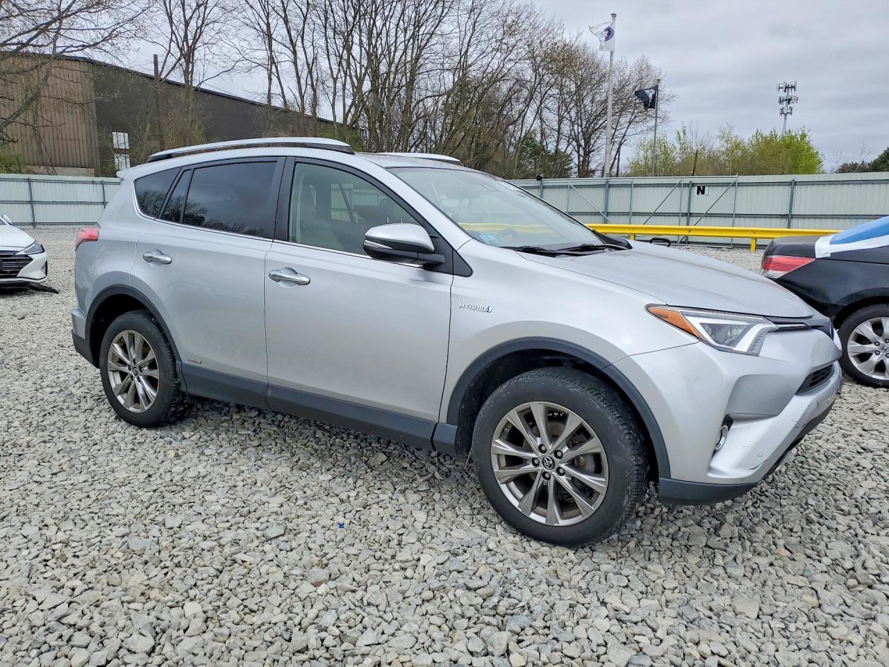 2016 Toyota Rav4 Hv Limited - zdjęcie 4