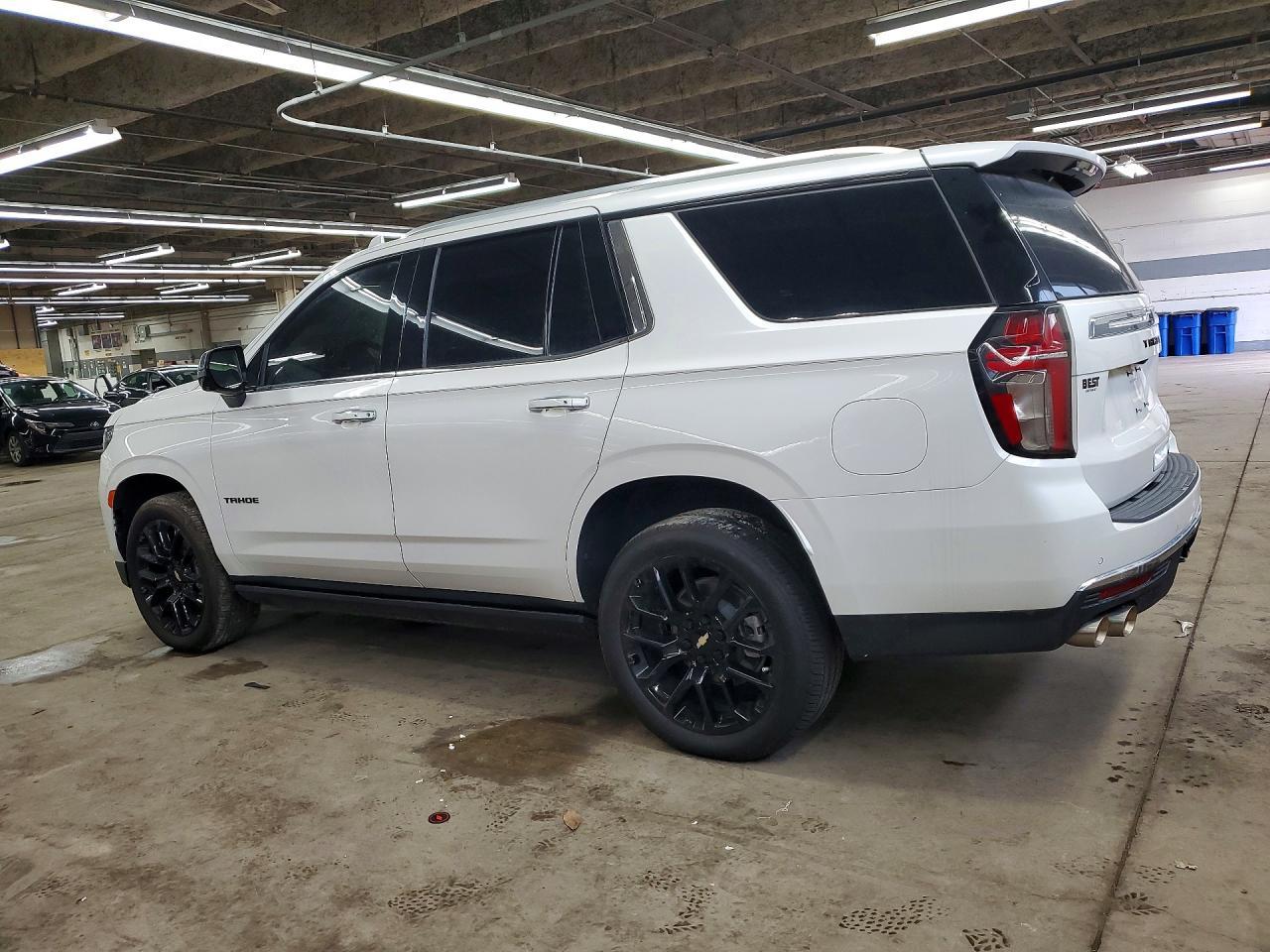 2023 Chevrolet Tahoe K1500 Premier - zdjęcie 2