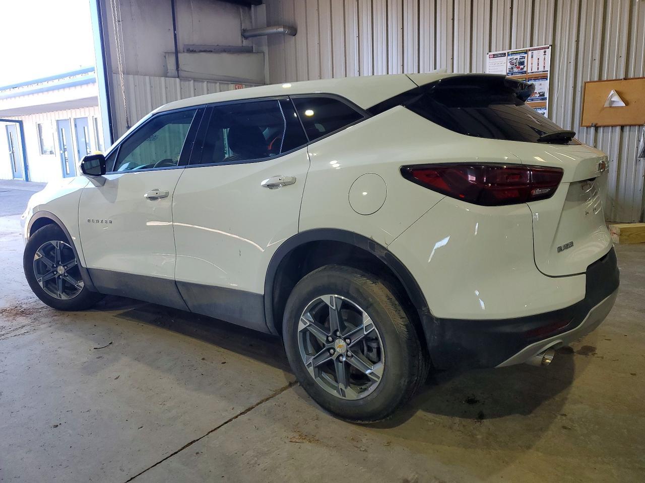 2025 Chevrolet Blazer 2Lt - zdjęcie 2
