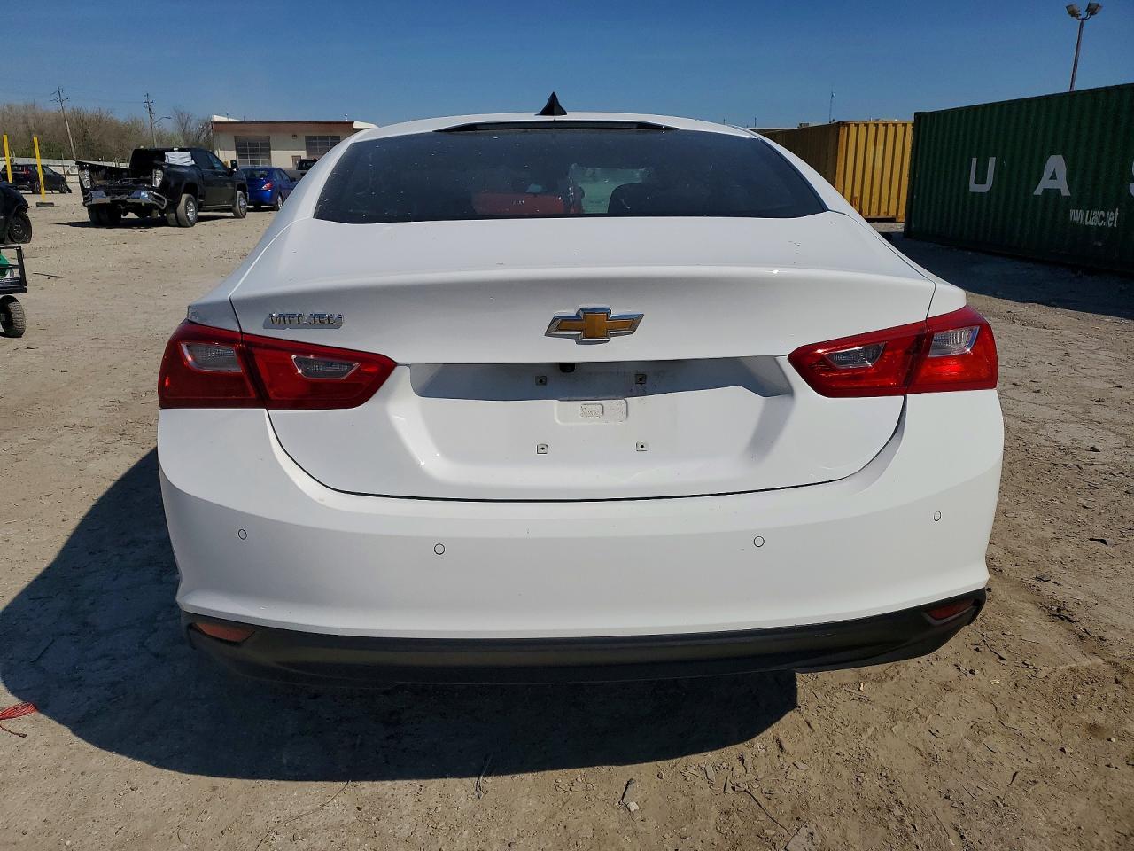2024 Chevrolet Malibu Ls - zdjęcie 6