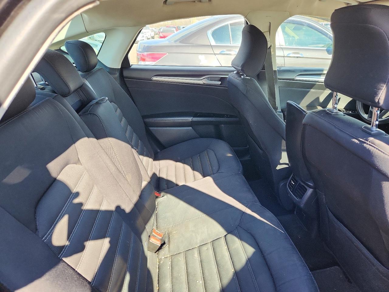 2015 Ford Fusion Se - zdjęcie 10