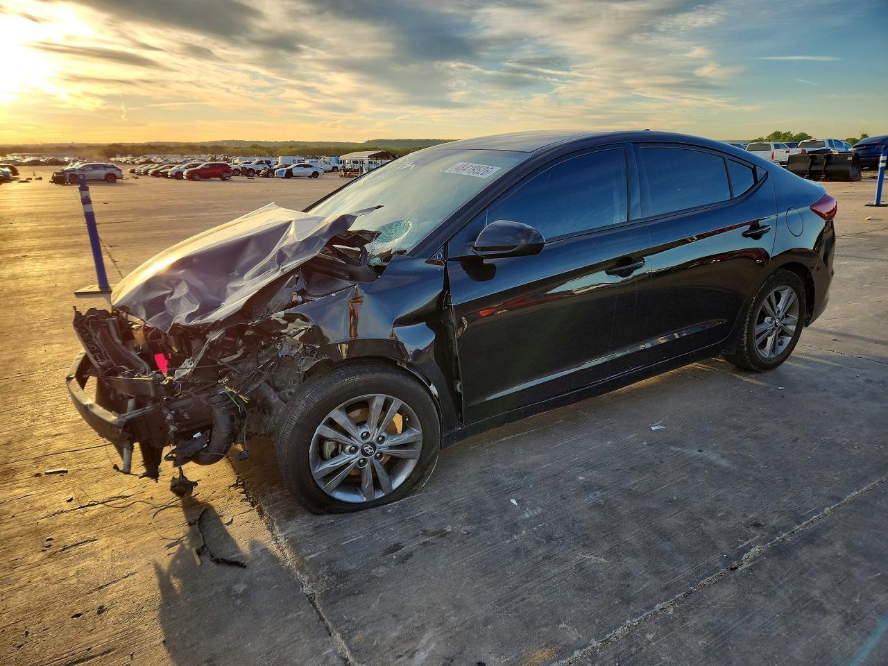 2018 Hyundai Elantra - zdjęcie główne