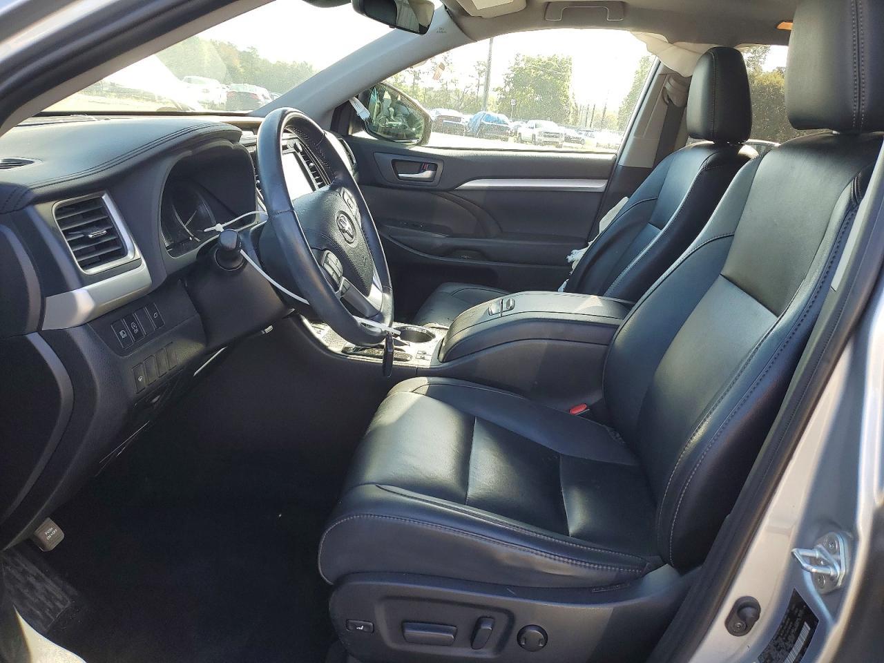 2019 Toyota Highlander Xle - zdjęcie 7