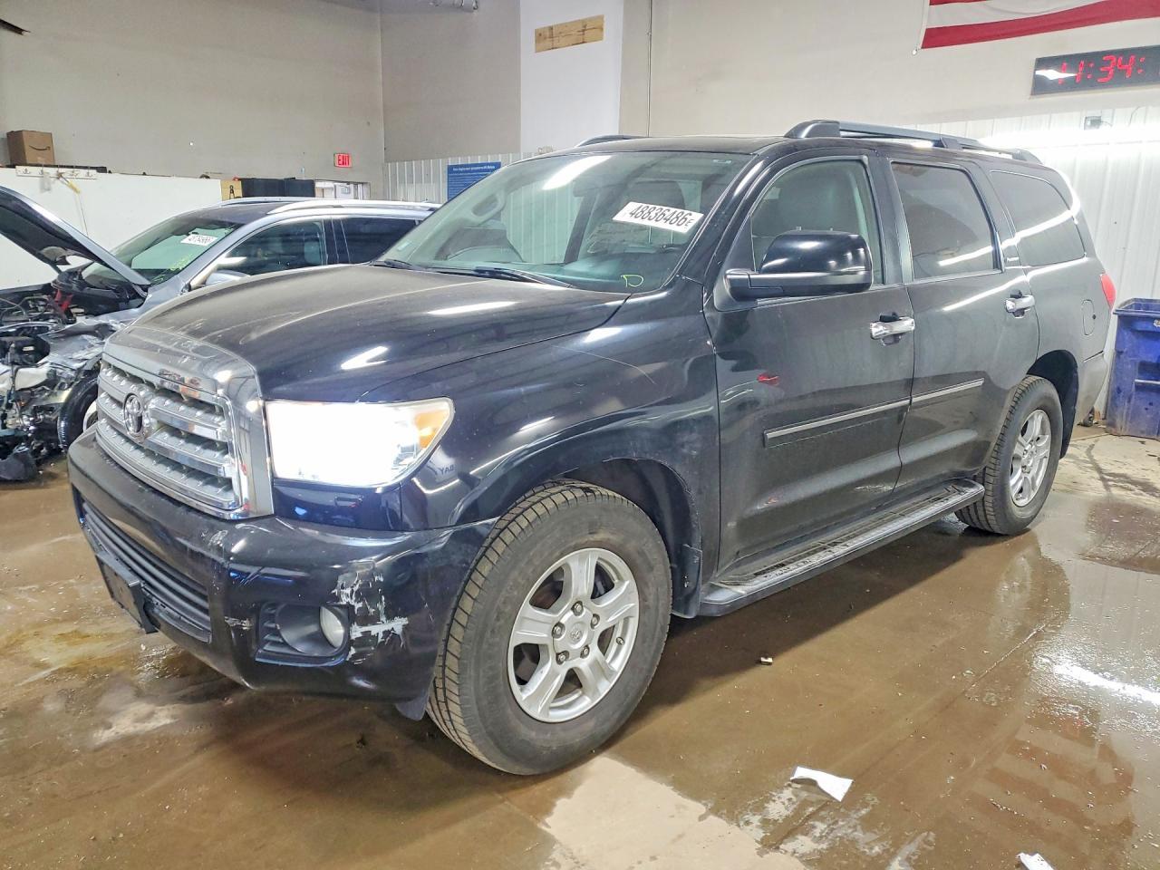 2013 Toyota Sequoia Sr5 - zdjęcie główne