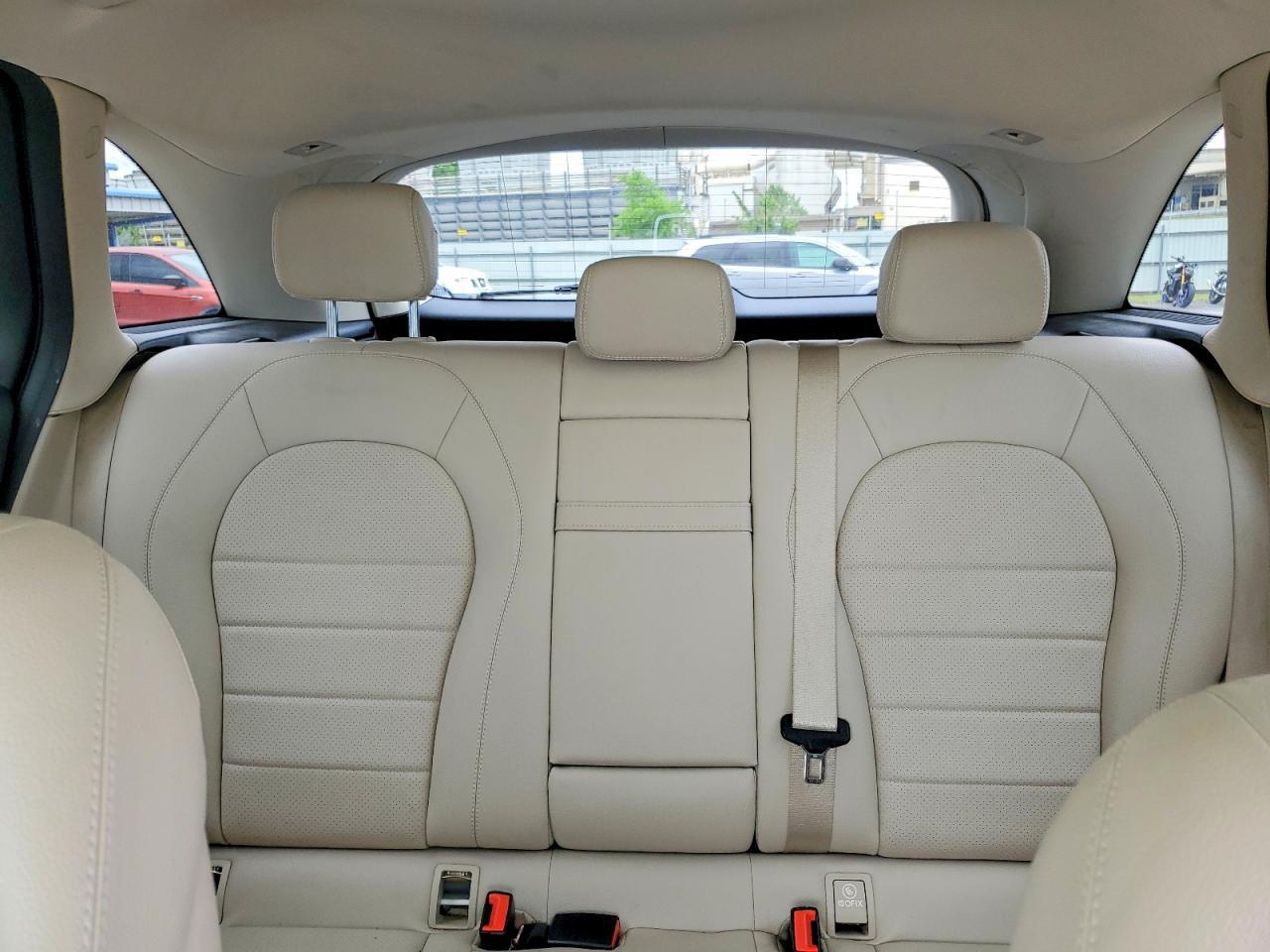 2019 Mercedes-Benz Glc 300 4Matic - zdjęcie 10