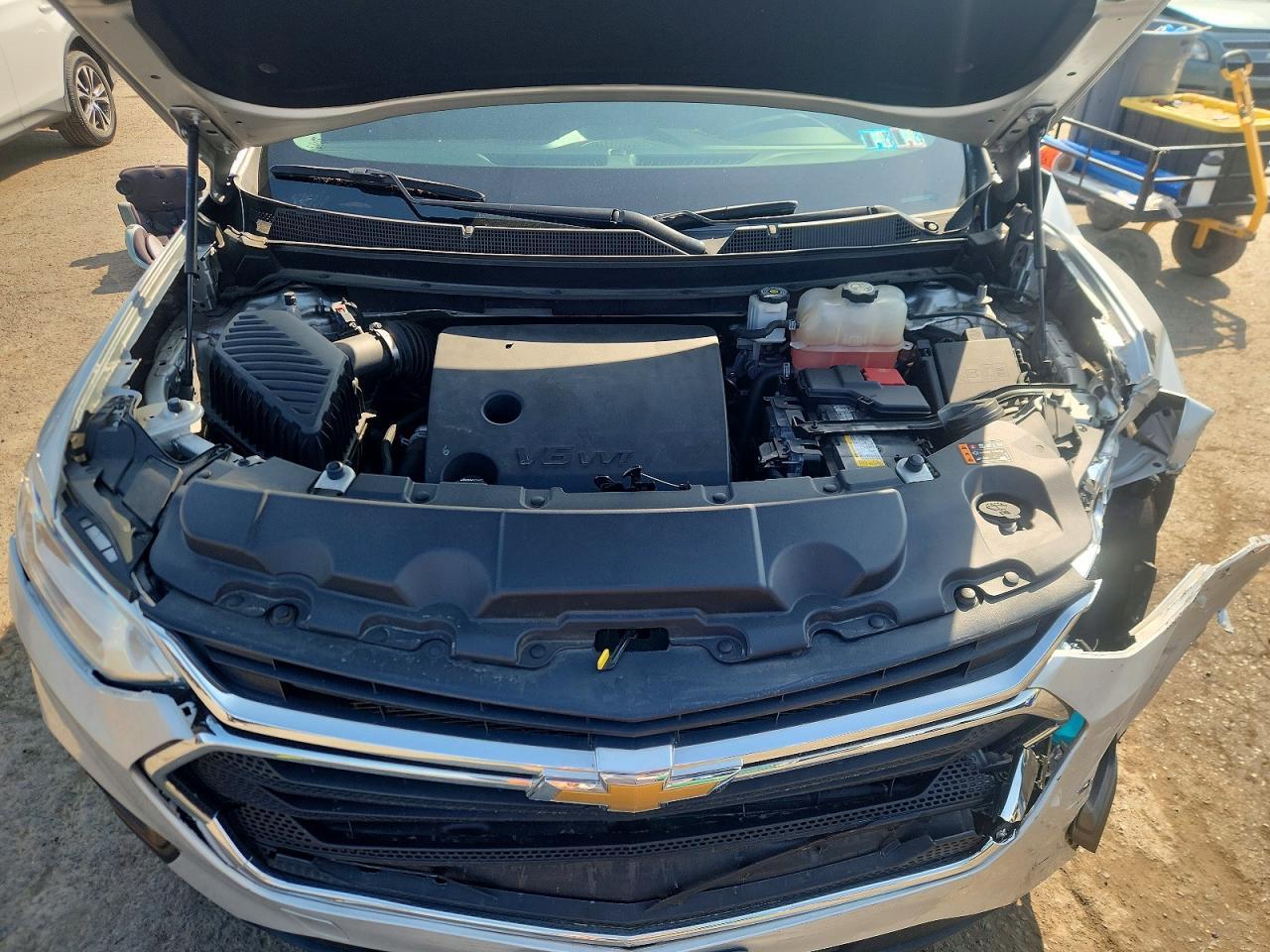 2021 Chevrolet Traverse Ls - zdjęcie 11