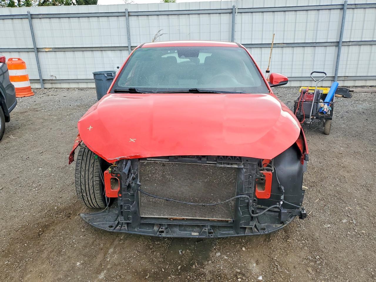 2019 Hyundai Veloster 2.0L - zdjęcie 5