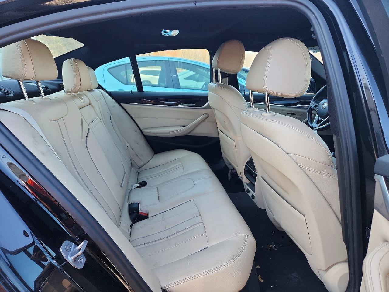 2017 BMW 530 Xi - zdjęcie 10