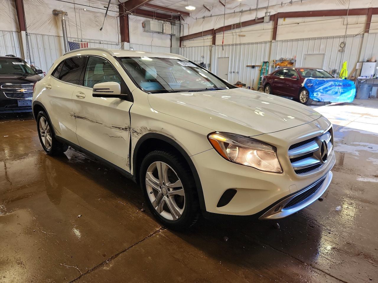 2016 Mercedes-Benz Gla 250 - zdjęcie 4