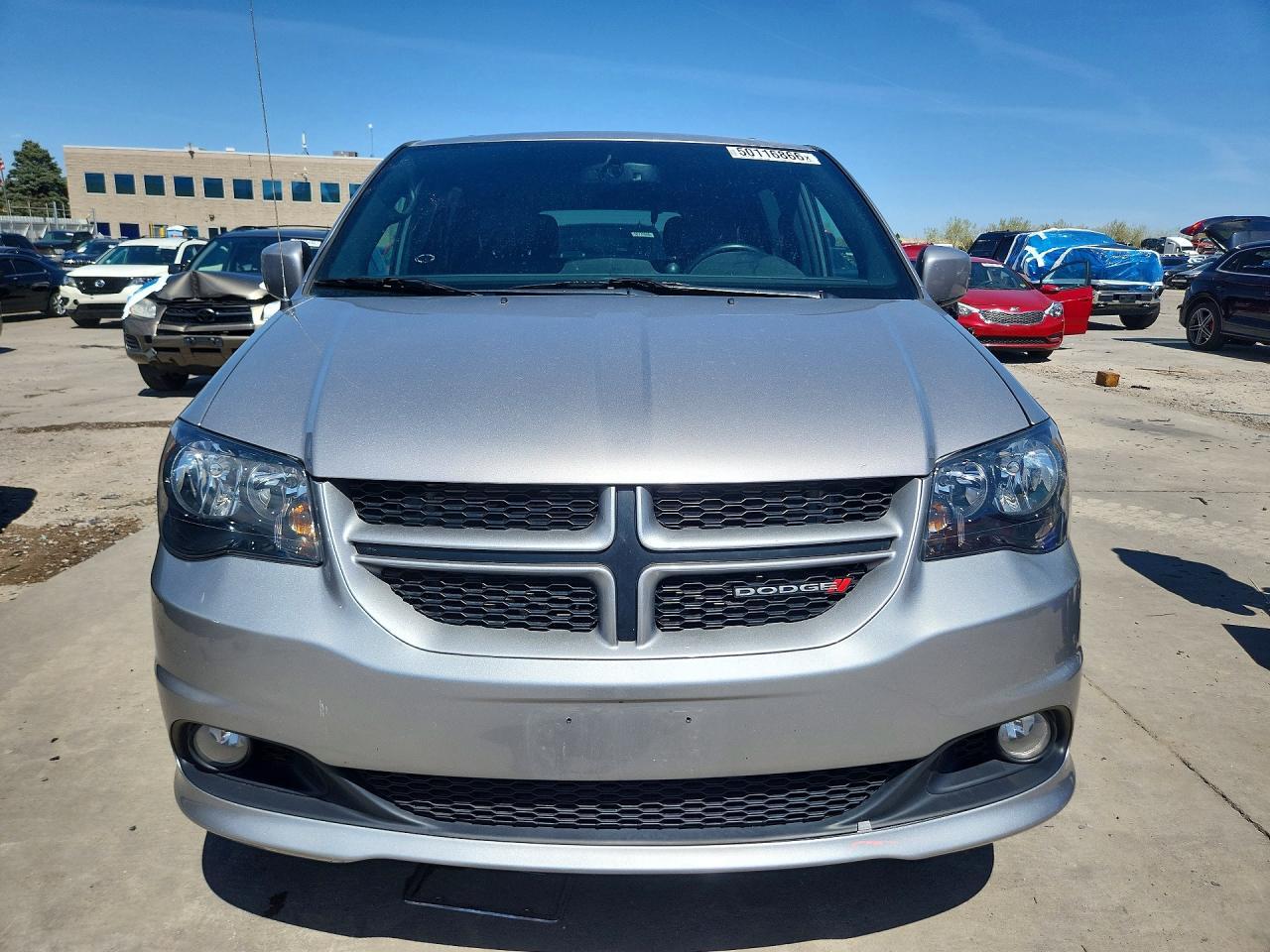 2017 Dodge Grand Caravan Gt - zdjęcie 5