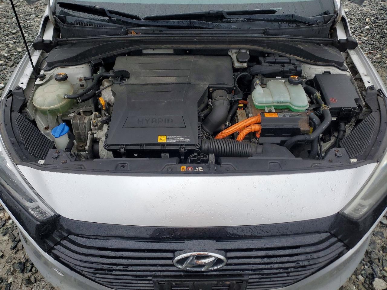 2017 Hyundai Ioniq Hybrid Sel - zdjęcie 11