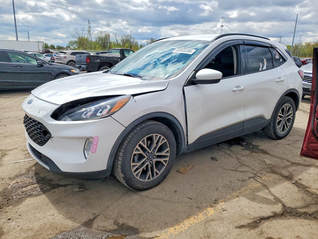 2020 Ford Escape Sel - zdjęcie główne