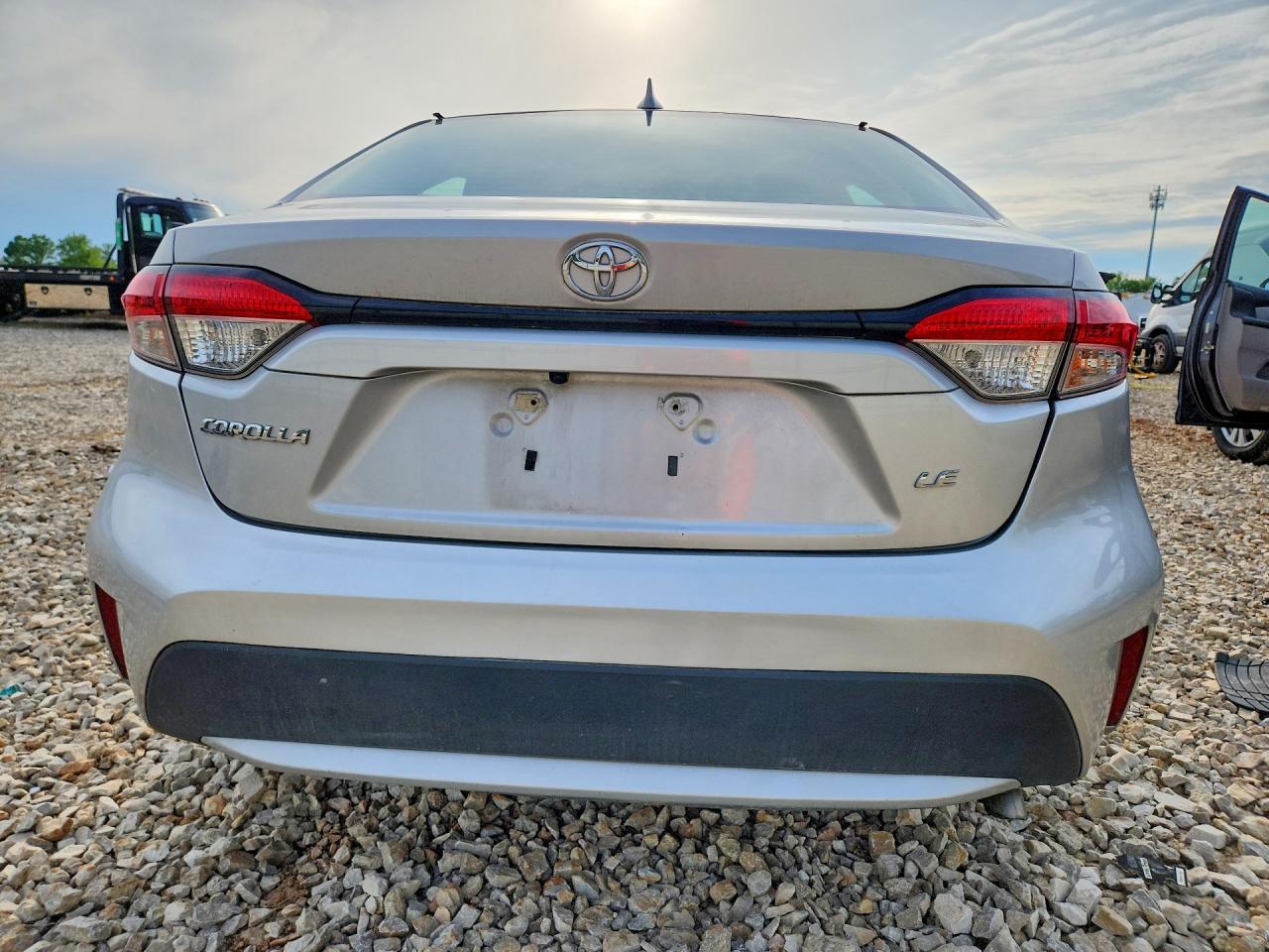 2022 Toyota Corolla Le - zdjęcie 6