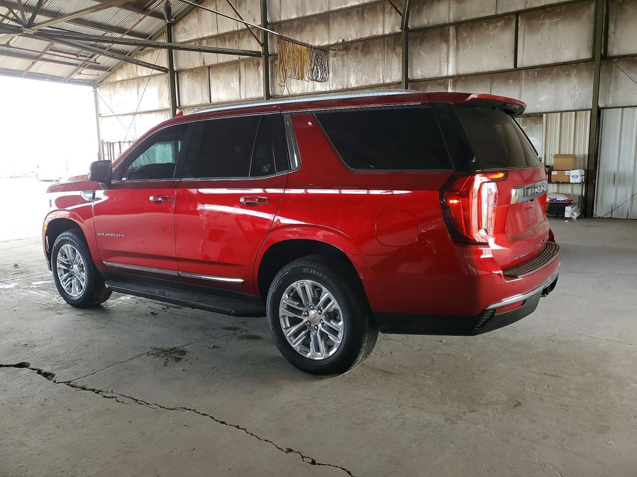 2024 GMC Yukon Slt - zdjęcie 2