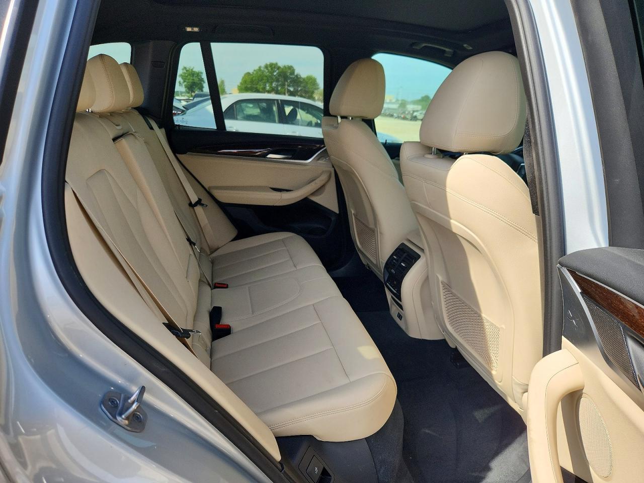 2021 BMW X3 Sdrive30I - zdjęcie 11