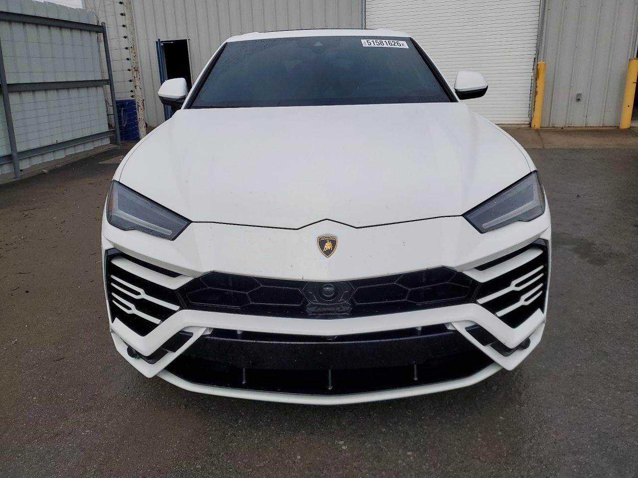 2022 Lamborghini Urus - zdjęcie 5