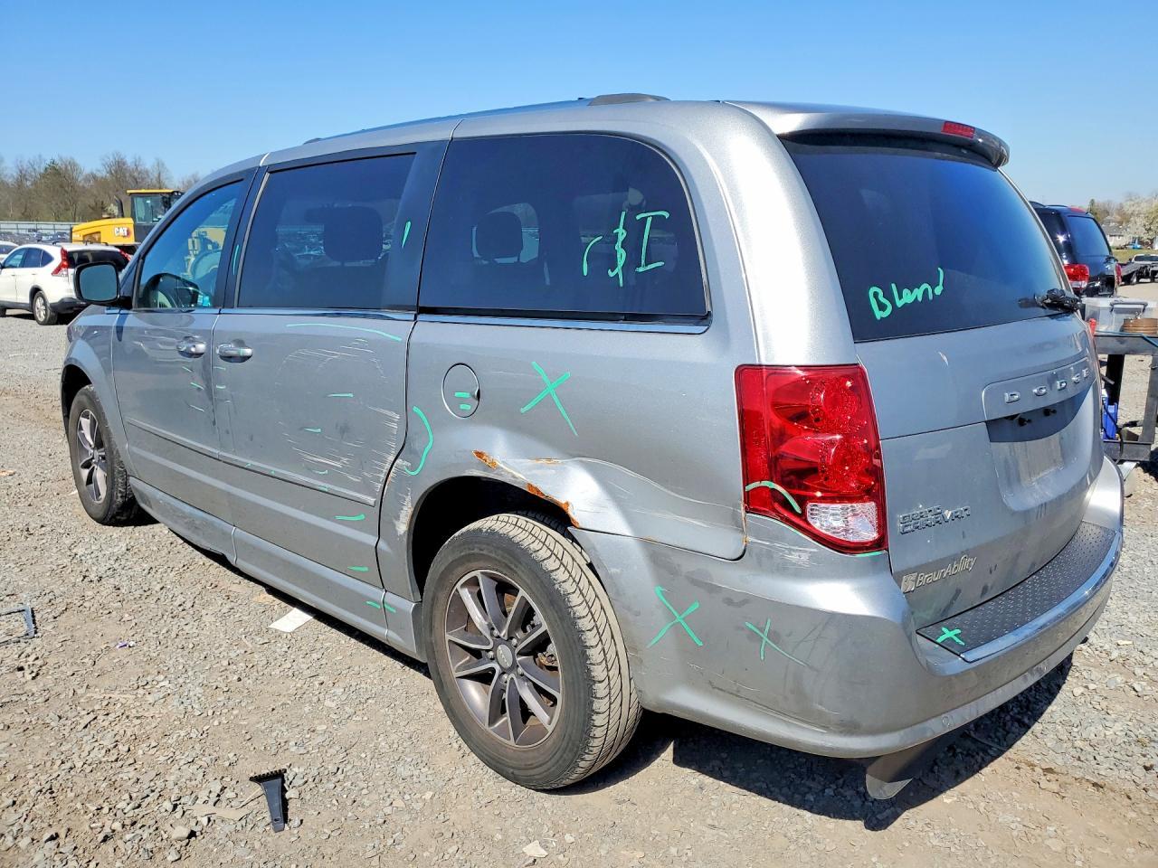 2017 Dodge Grand Caravan Sxt - zdjęcie 2