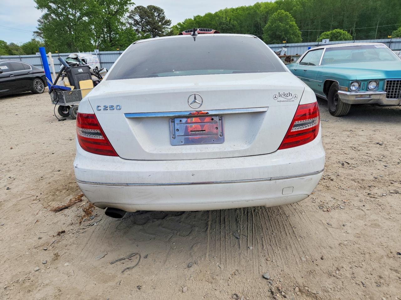 2014 Mercedes-Benz C 250 - zdjęcie 6