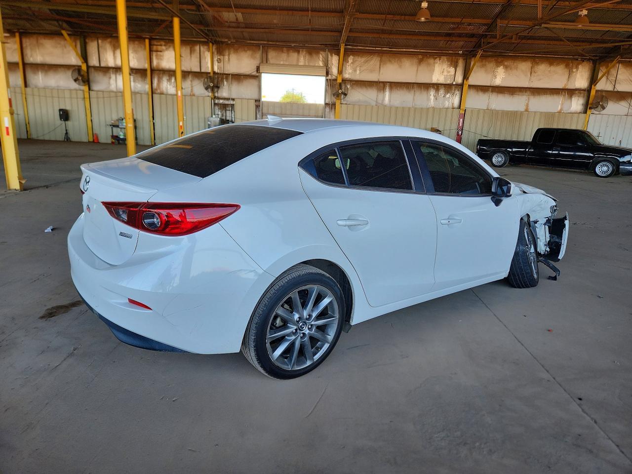 2018 Mazda 3 Touring - zdjęcie 3