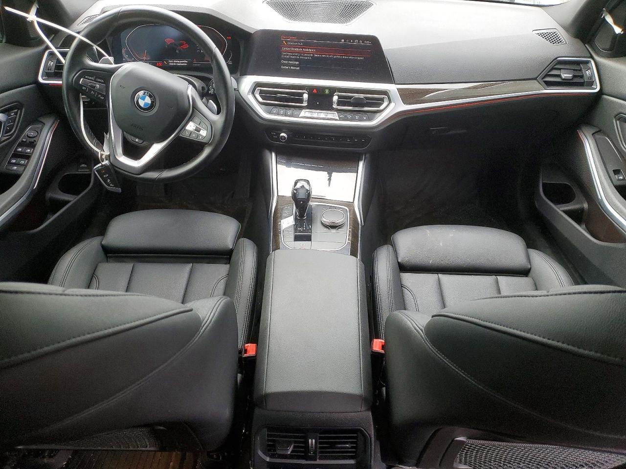 2020 BMW 330Xi - zdjęcie 8