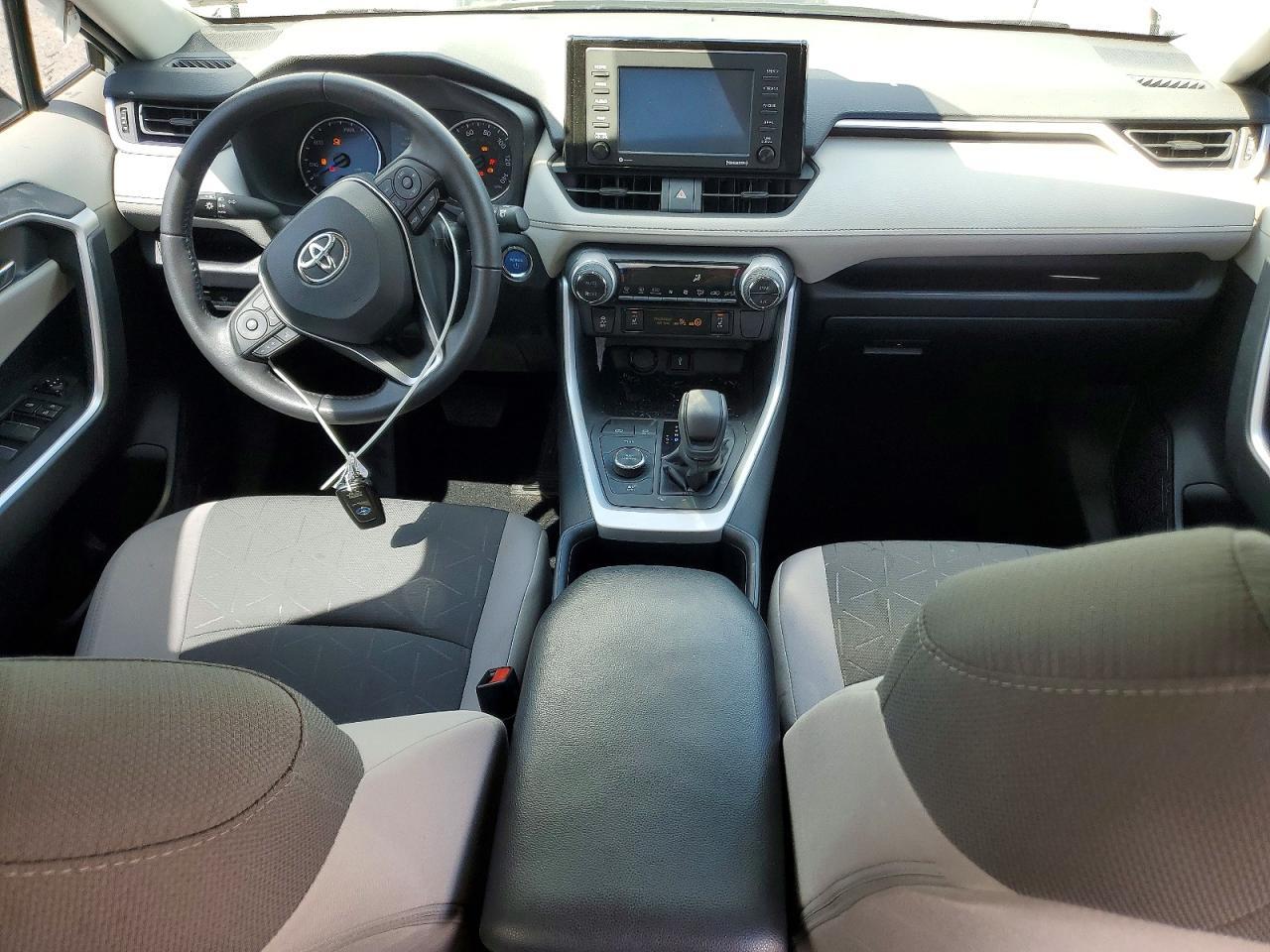 2022 Toyota Rav4 Xle - zdjęcie 8