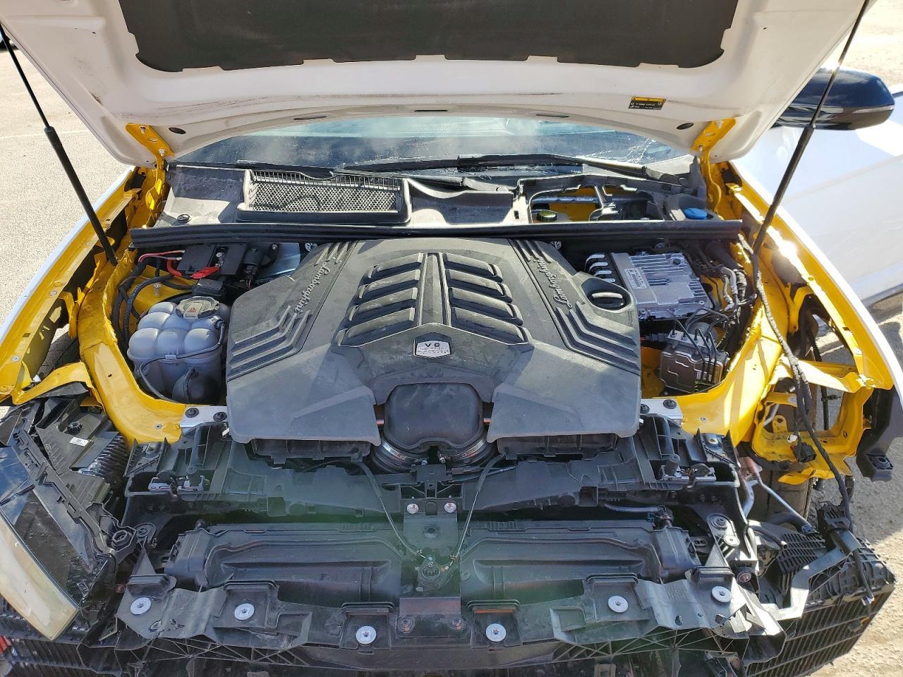 2024 Lamborghini Urus Performante - zdjęcie 12