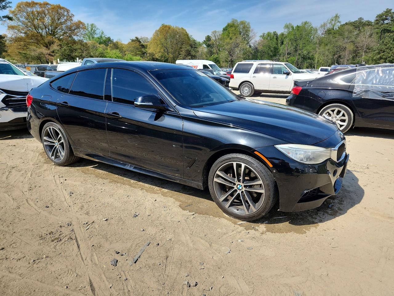 2014 BMW 335 Xigt - zdjęcie 4