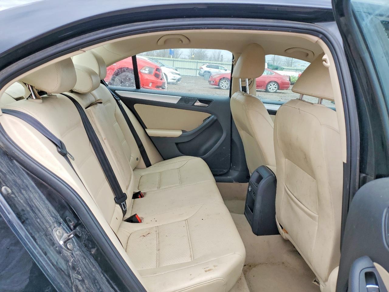 2013 Volk Jetta - zdjęcie 10