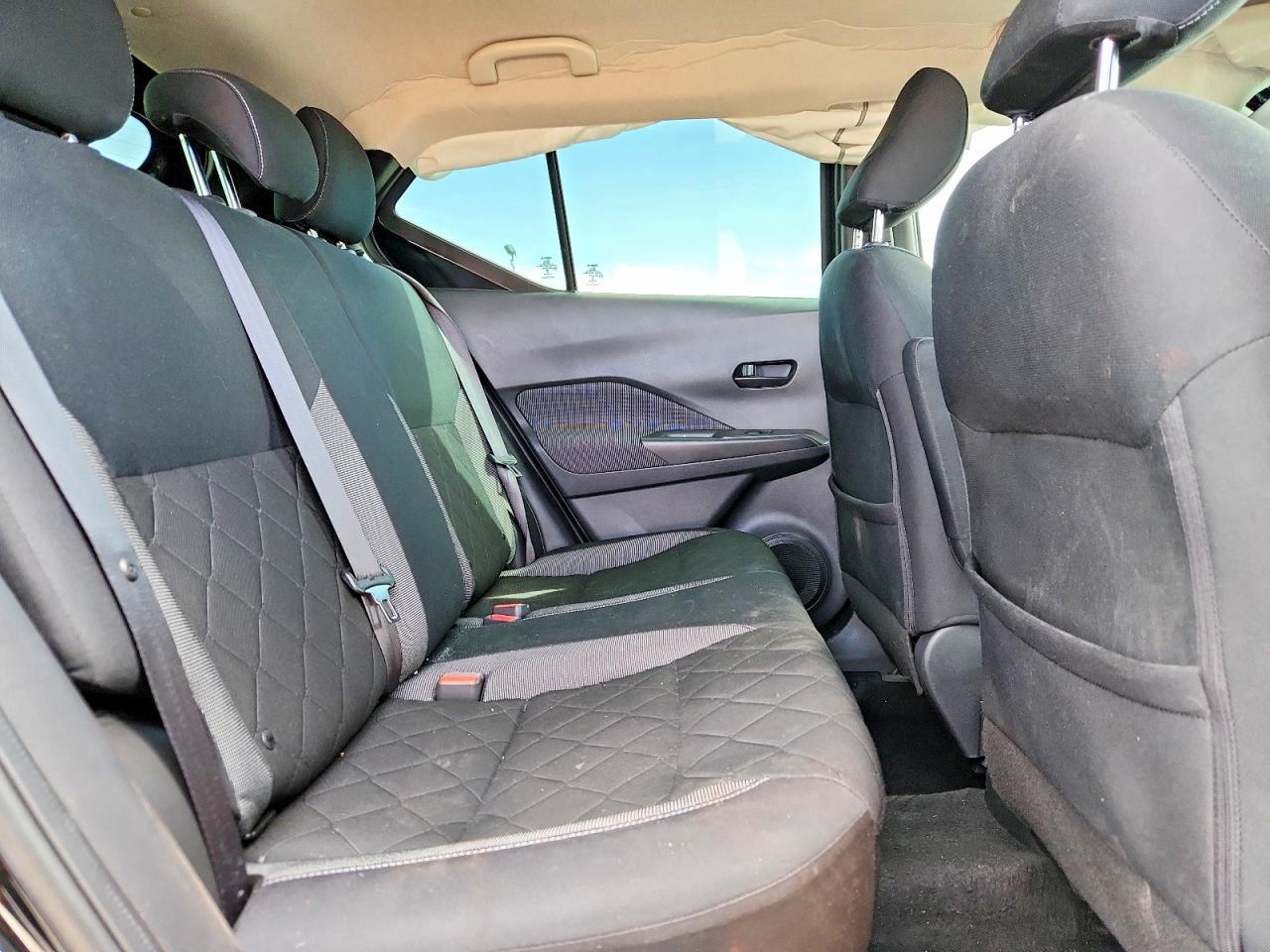 2019 Nissan Kicks S - zdjęcie 10