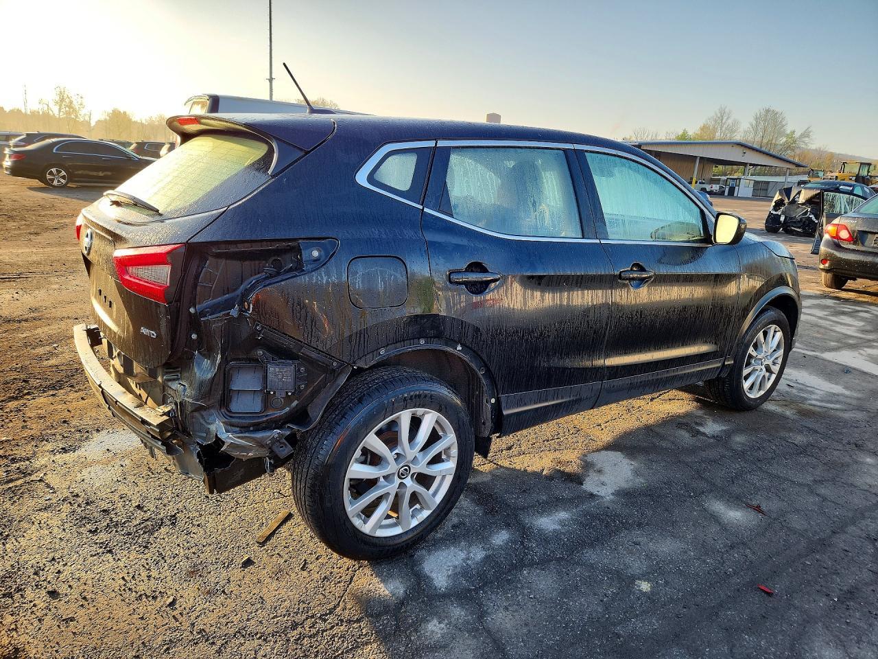 2021 Nissan Rogue Sport S - zdjęcie 3