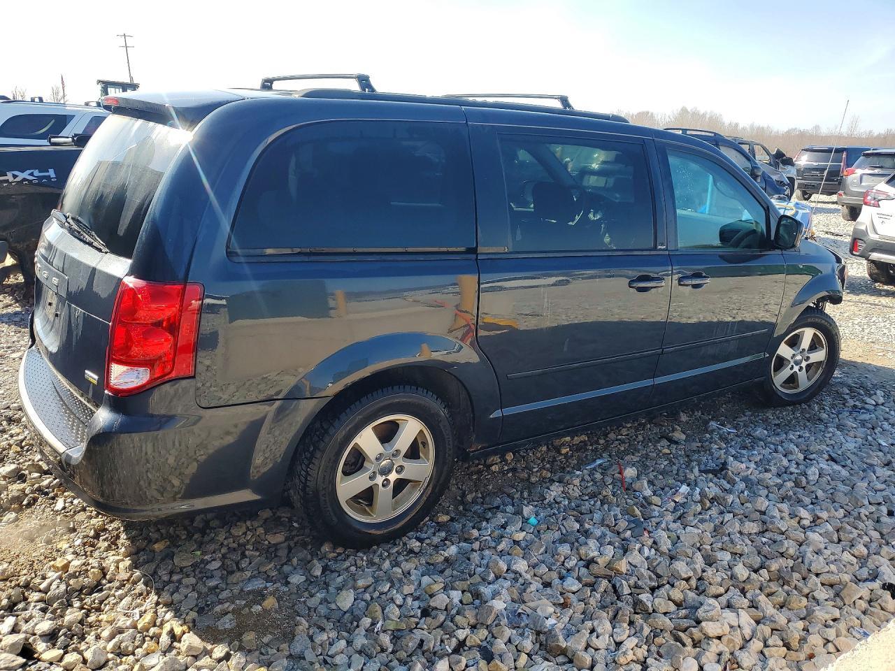 2013 Dodge Grand Caravan Sxt - zdjęcie 3