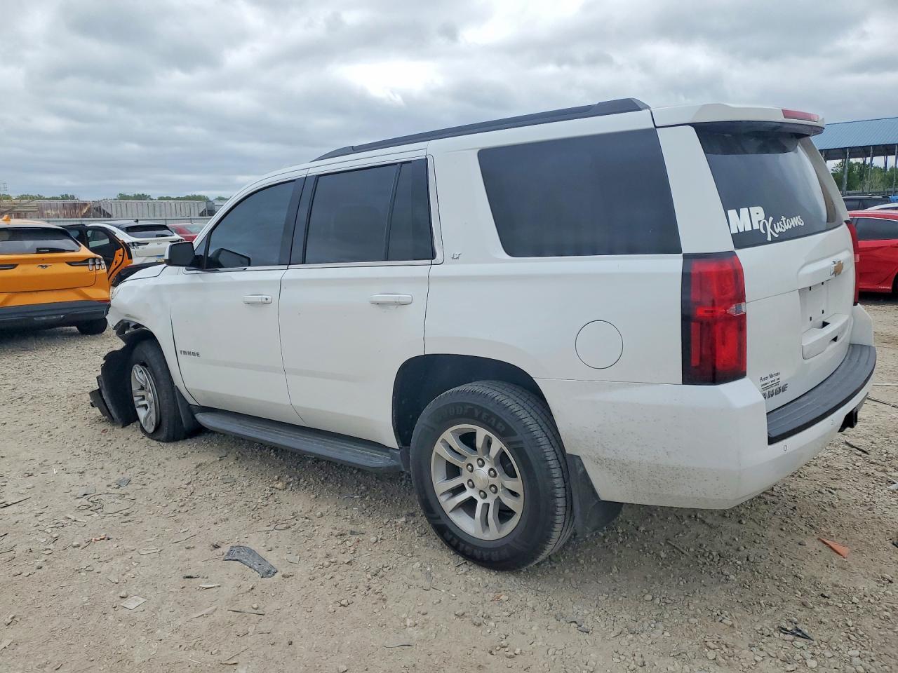 2018 Chevrolet Taho/Ls/Lt - zdjęcie 2