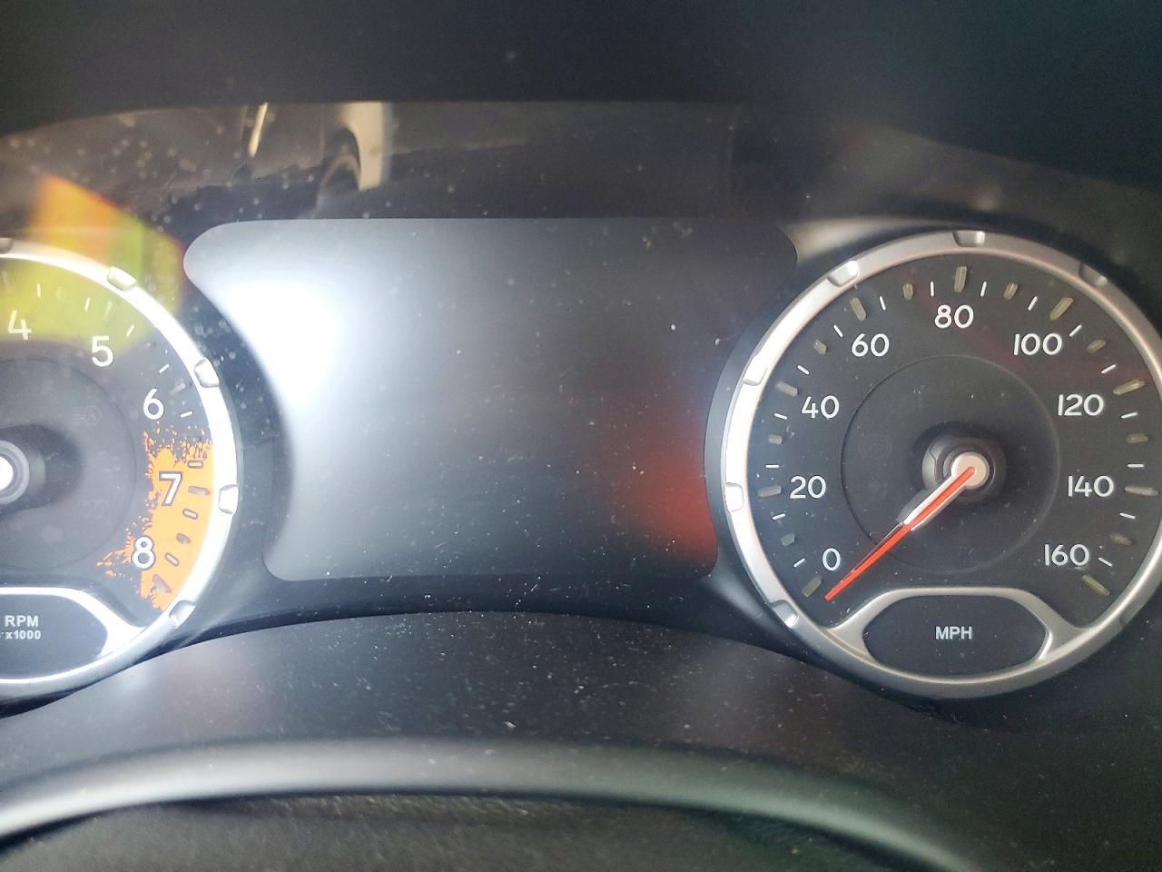 2015 Jeep Renegade Trailhawk - zdjęcie 9