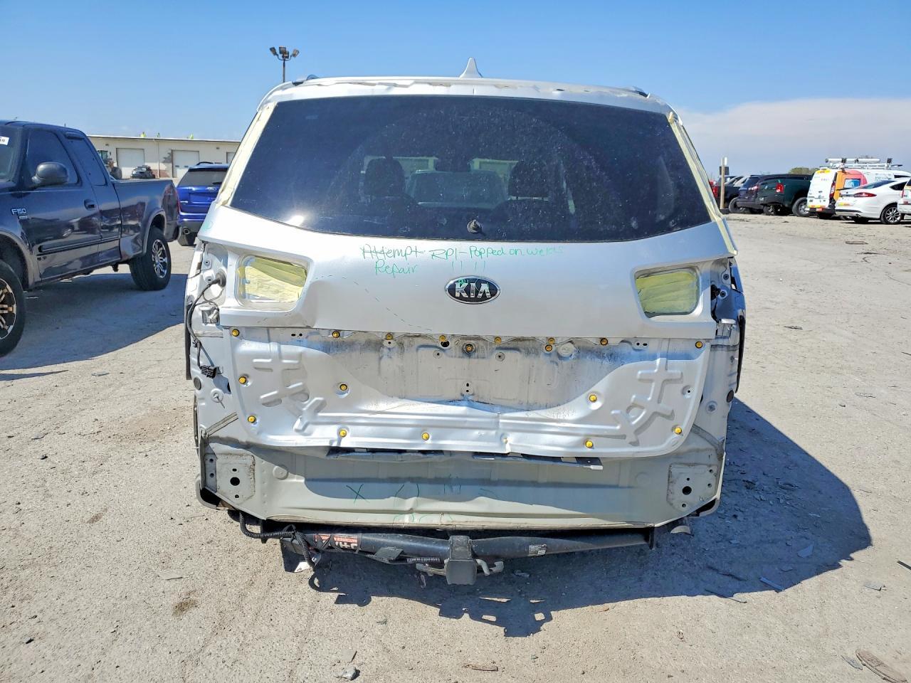 2016 Kia Sedona Lx - zdjęcie 6