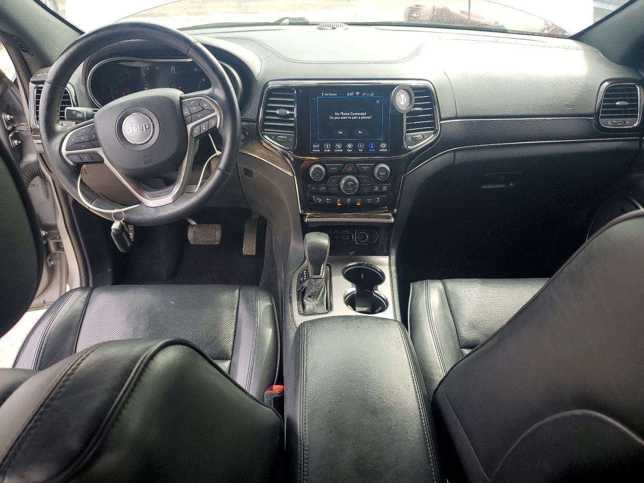 2020 Jeep Grand Cherokee Overland - zdjęcie 8