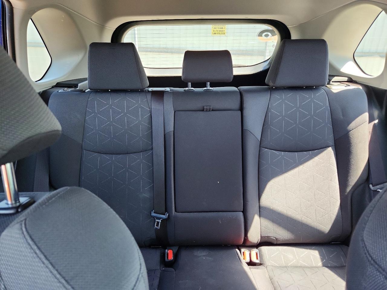 2019 Toyota Rav4 Xle - zdjęcie 10