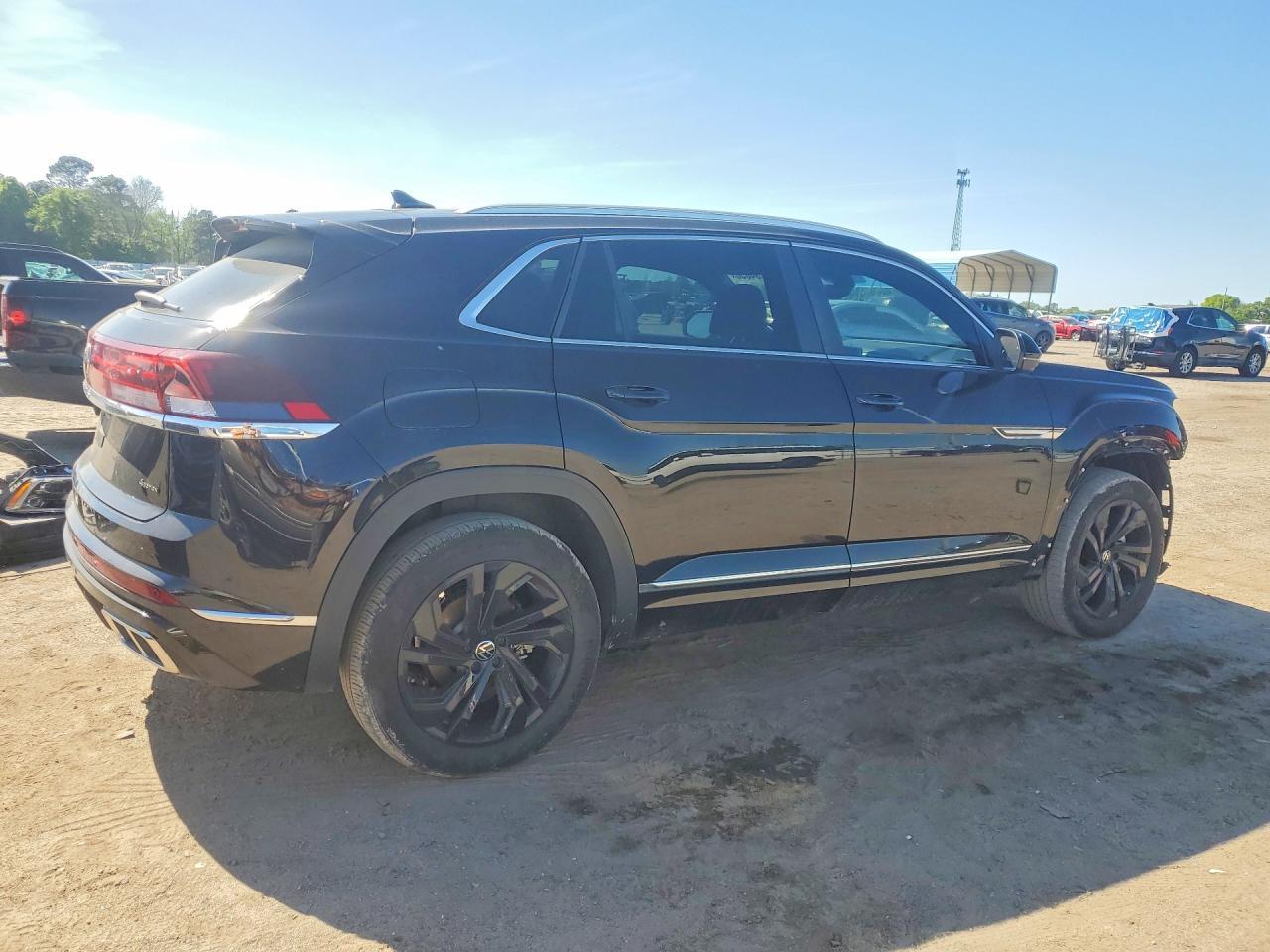 2024 Volkswagen Atlas Cross Sport Sel R-Line - zdjęcie 3