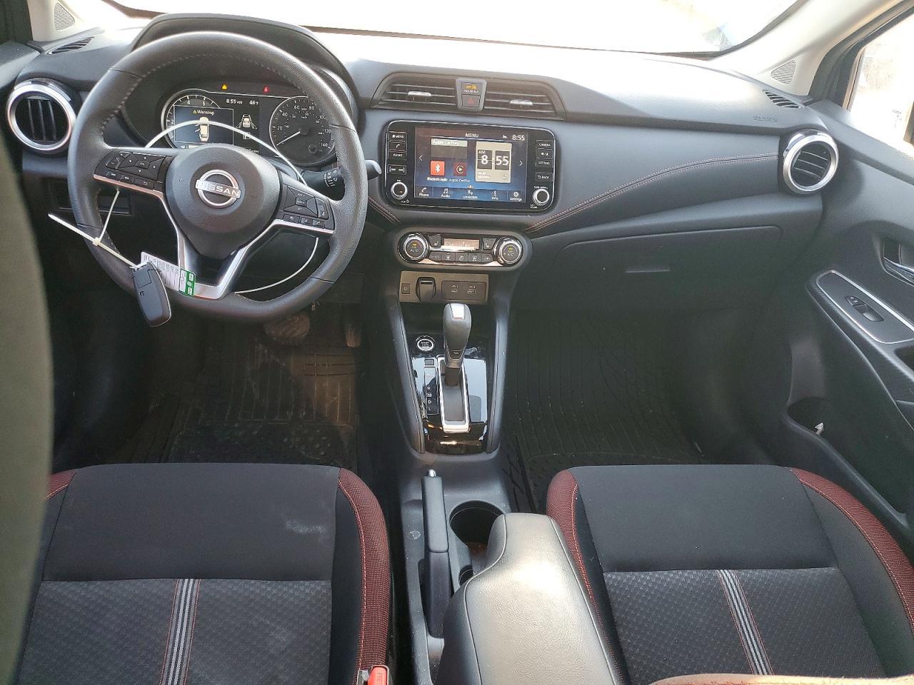 2024 Nissan Versa Sr - zdjęcie 8