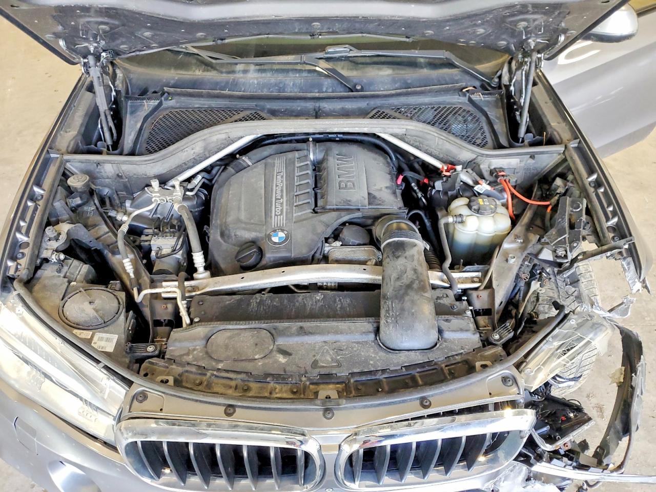 2017 BMW X5 xDrive35I - zdjęcie 12