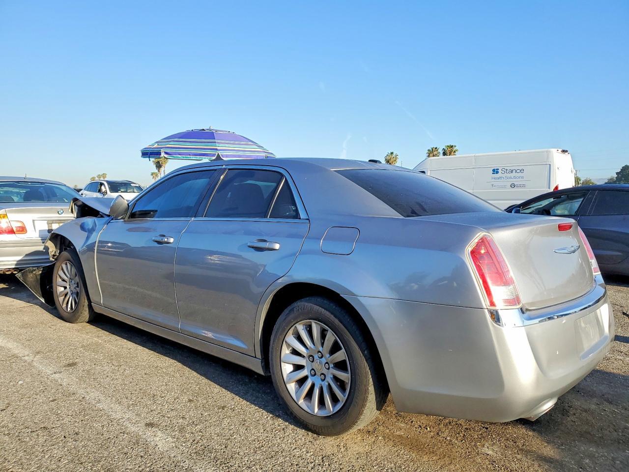 2014 Chrysler 300 - zdjęcie 3