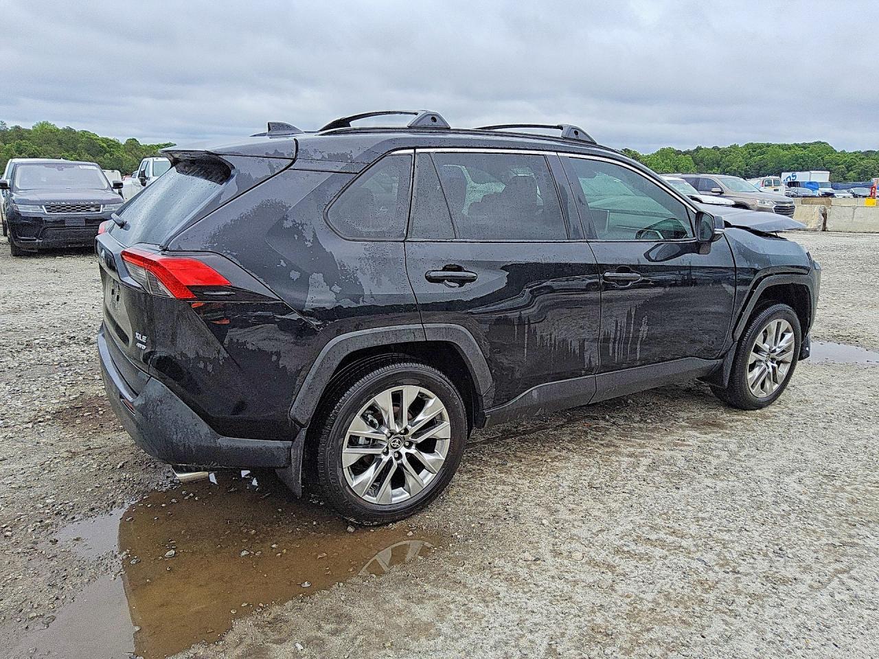 2025 Toyota Rav4 Xle Premium - zdjęcie 3